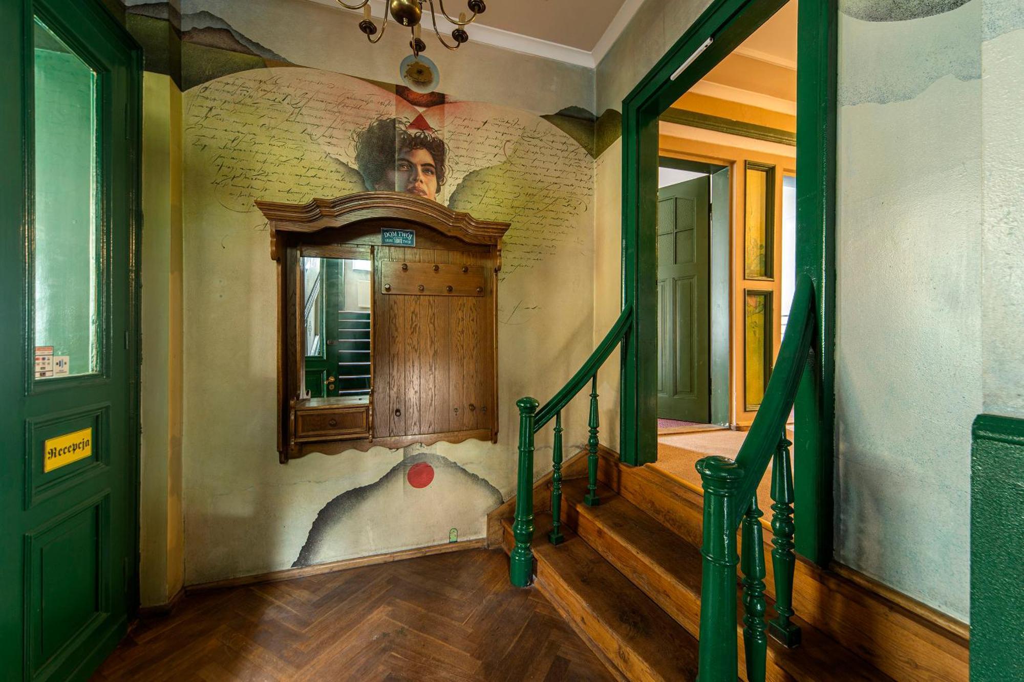 Hotel Krasnoludki Sosnówka Exteriér fotografie